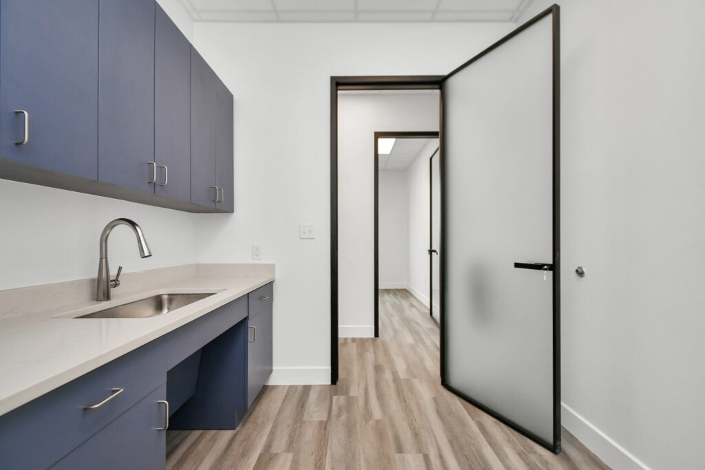 4807-Sugar-Grove-Blvd-Stafford-TX-Interior-Photo-6-LargeHighDefinition