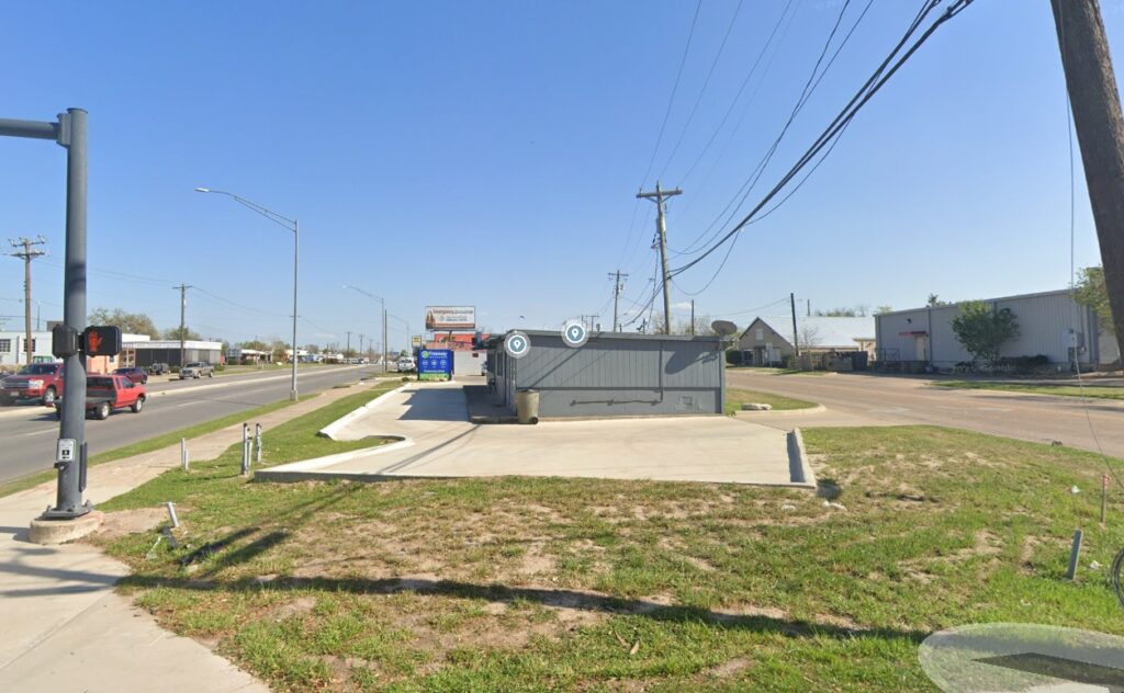 Cursor_and_1201_S_Coulter_Dr_-_Google_Maps