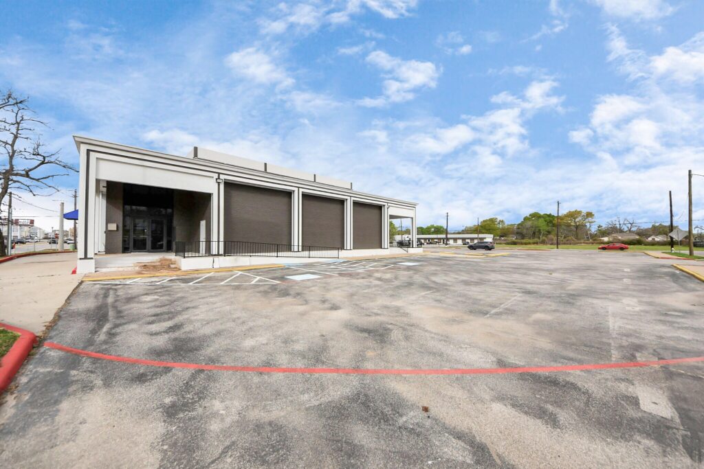 1100-Jackson-St-Richmond-TX-Building-Photo-10-LargeHighDefinition